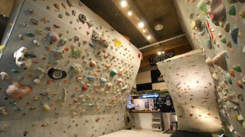 神奈川県のクライミング施設「ボルダリングジム SPEEDY（スピーディー）」